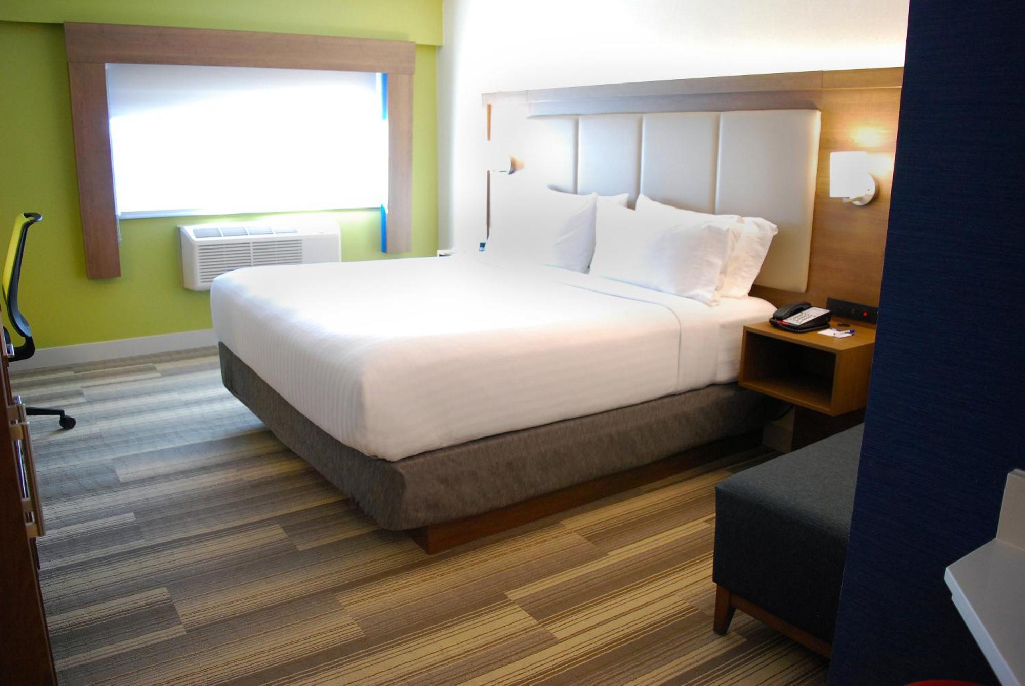 Express Vancouver Airport-richmond By Ihg Hotel