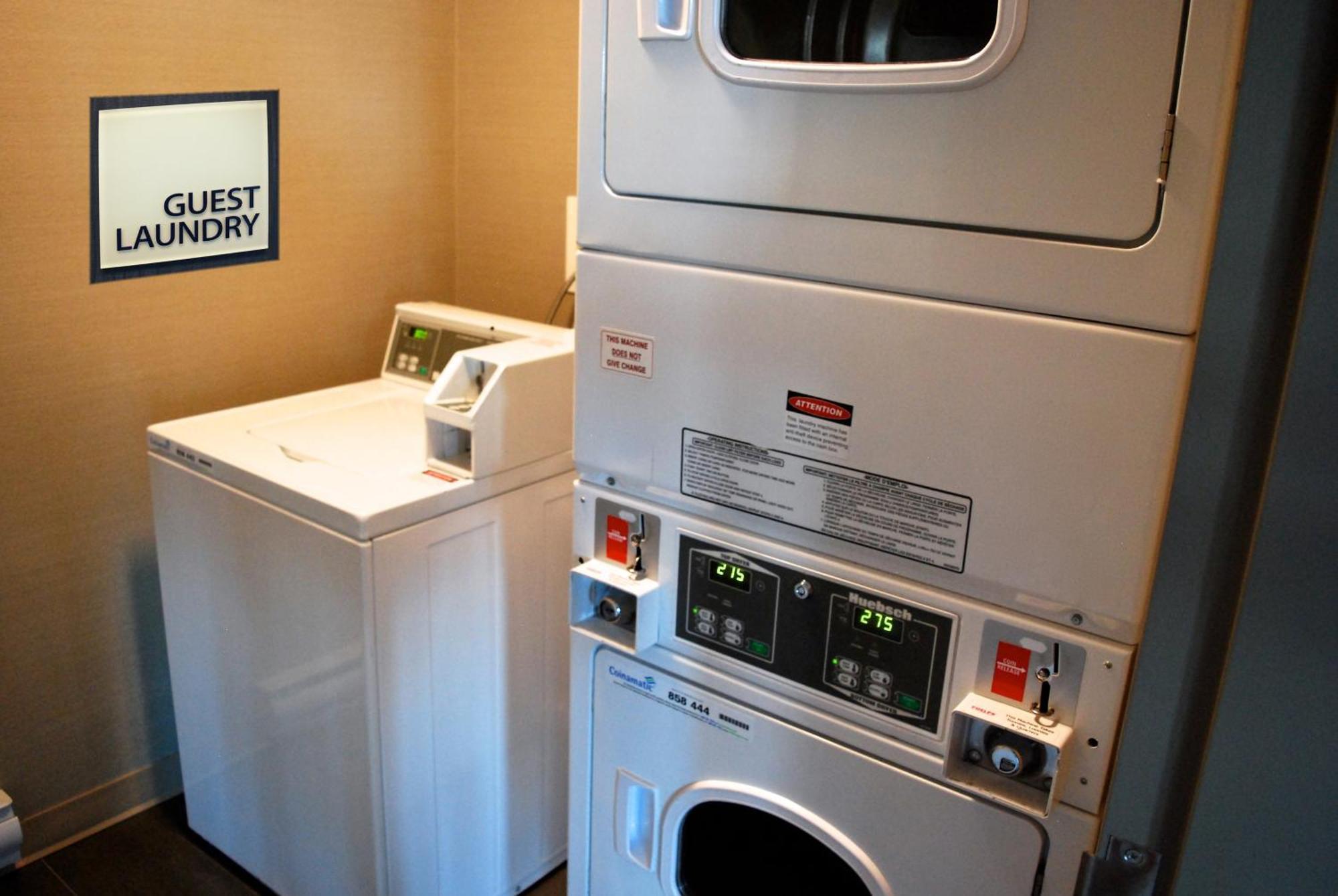 Hotel Express Vancouver Airport-richmond By Ihg 3*