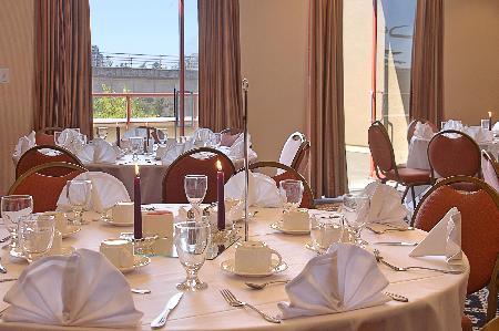 Hotel Express Vancouver Airport-richmond By Ihg 3*