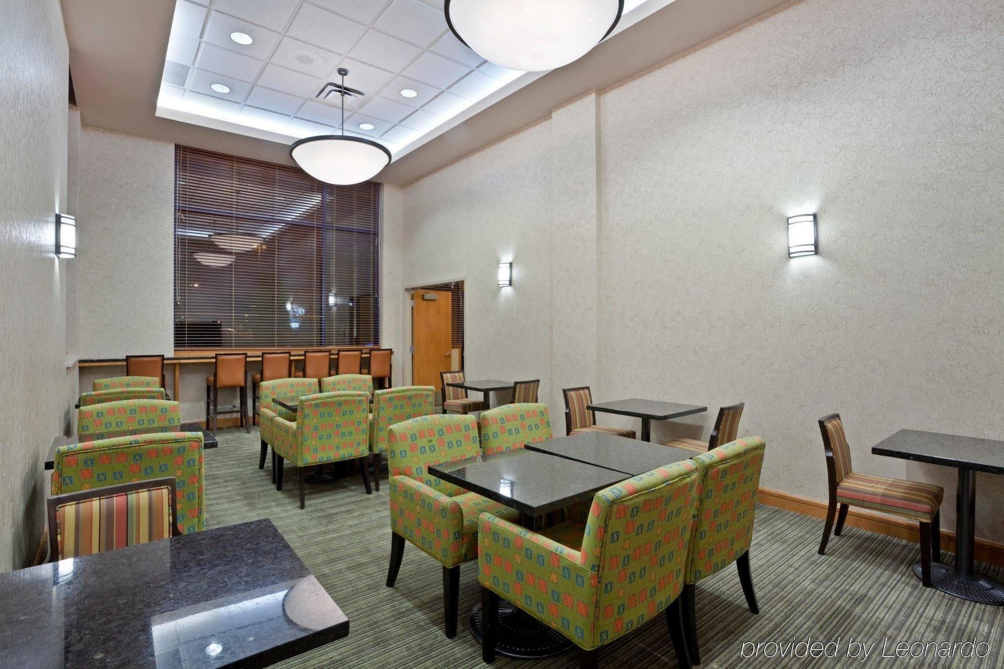 Express Vancouver Airport-richmond By Ihg 3*
